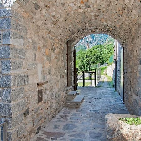 Il Ciliegio Sul Lago Verceia Luaran gambar